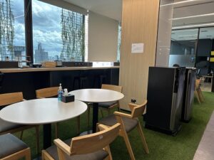 Two tables and two chairs that students can sit at Ignite A*, the premium tutoring school in Bangkok.